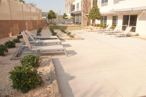 Images Holiday Inn Express & Suites Decatur by IHG