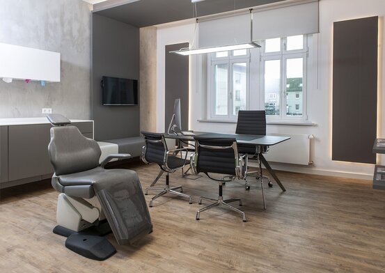 Dr. Schneidereit Kieferorthopädie, Niederwall 29 in Bielefeld