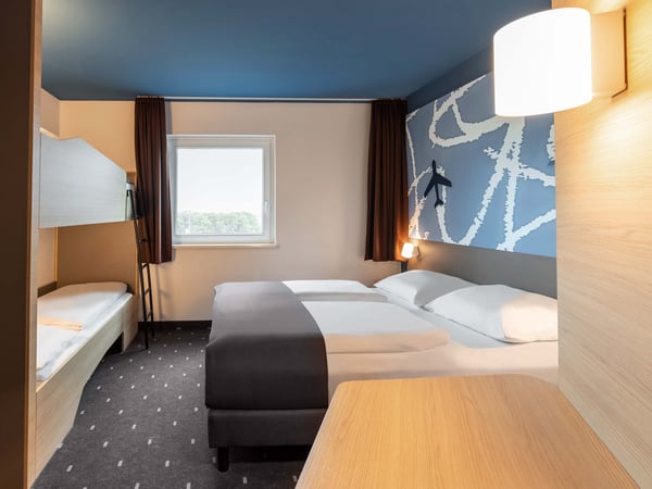 Bilder B&B HOTEL Frankfurt-Hahn Airport
