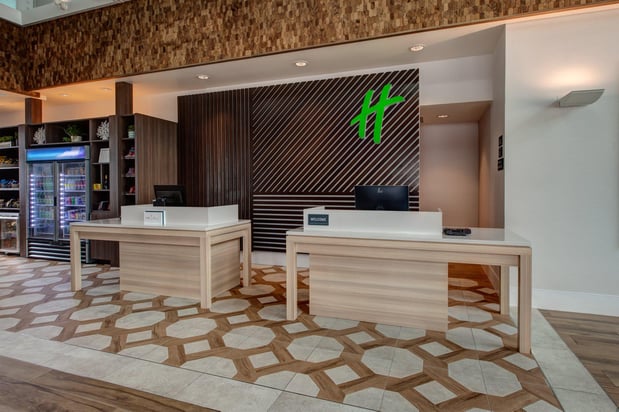 Images Holiday Inn VA Beach-Oceanside (21st St) by IHG