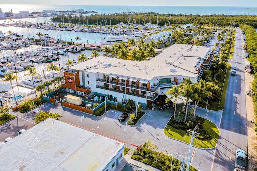 The Perry Hotel &amp; Marina Key West Logo