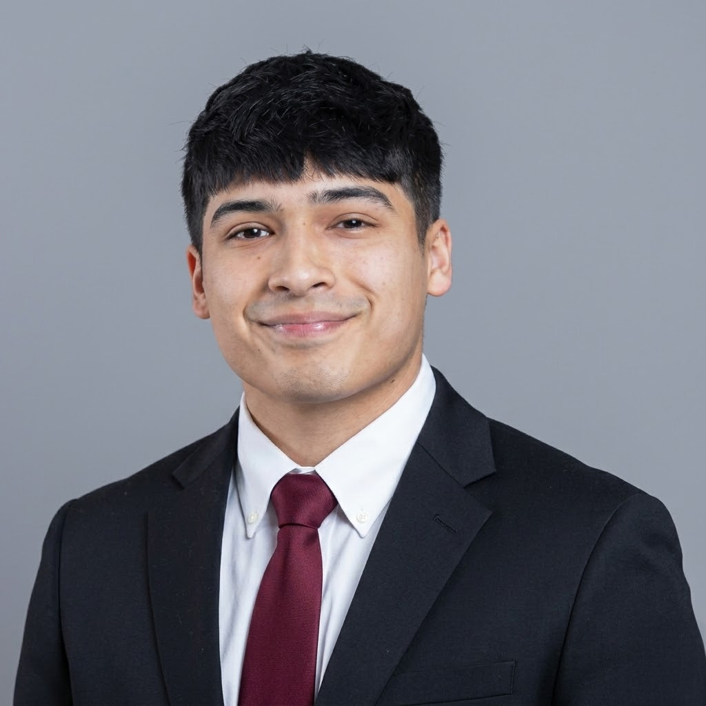 Issac Khwaja headshot