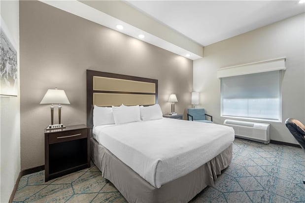 Images Best Western Plus McPherson