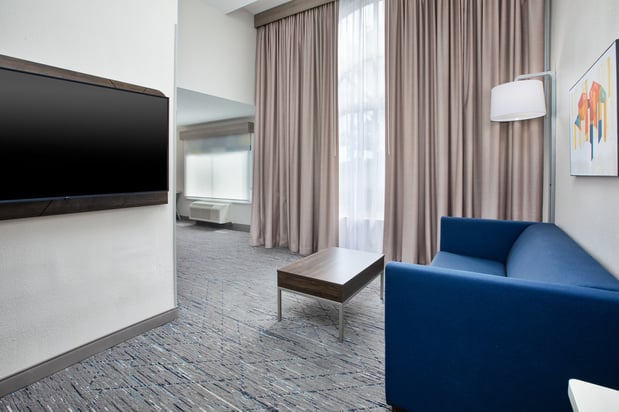 Images Holiday Inn Express & Suites West Monroe by IHG