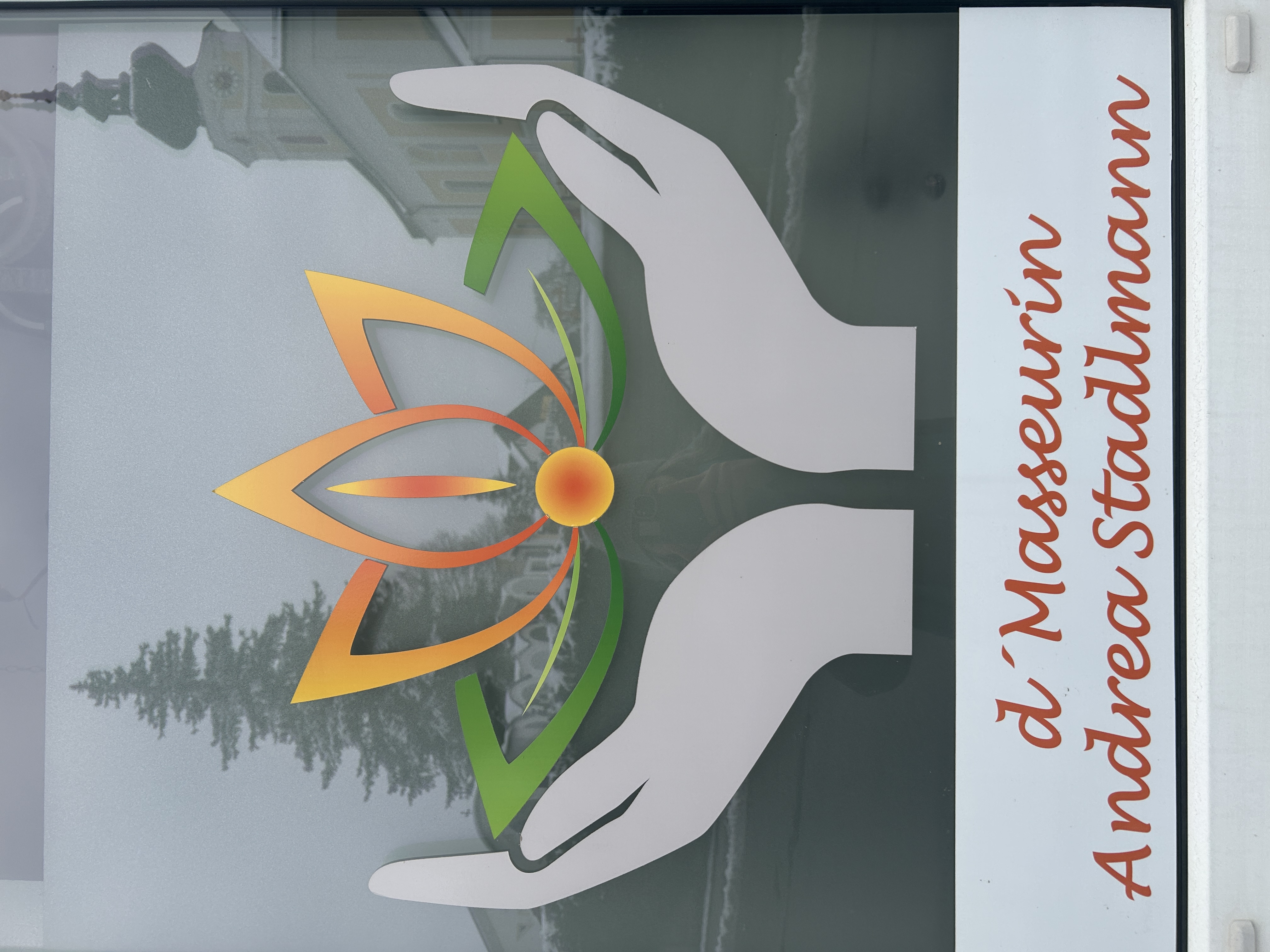 Bild 1 von D’Masseurin Andrea Stadlmann