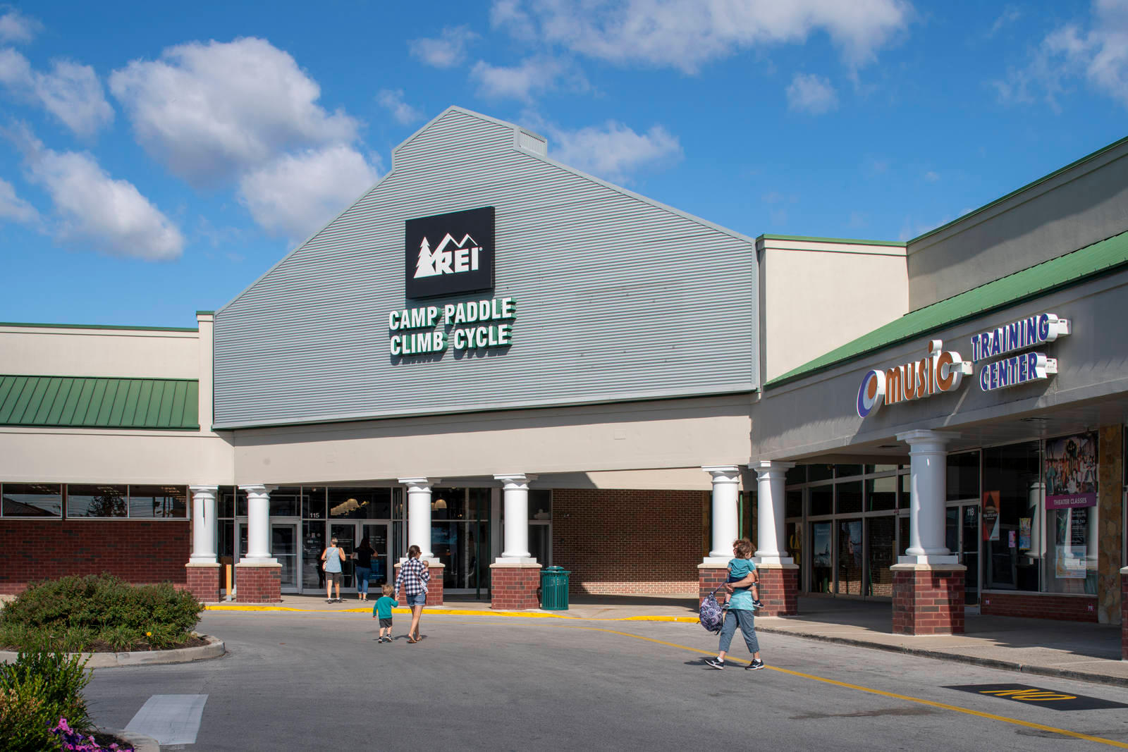 REI Co-op at Plymouth Square Shopping Center
