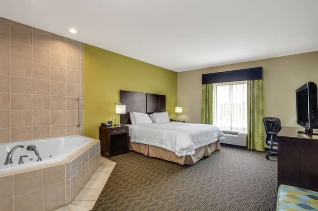 Images Hampton Inn Ozark