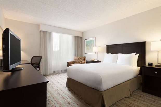 Images DoubleTree by Hilton Hotel Hartford - Bradley Airport