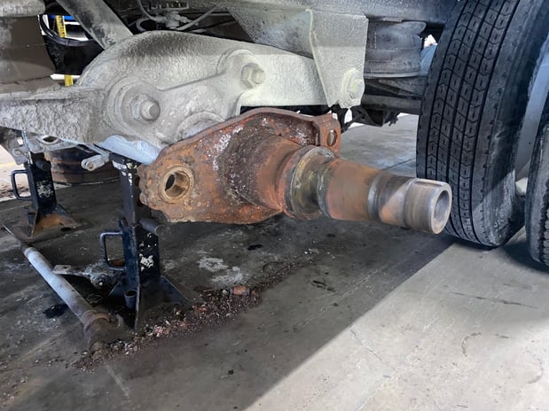 Images Momentum Axle & Spindle Repair