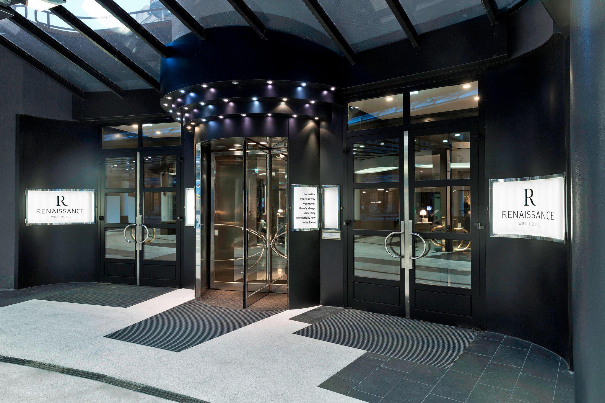 Renaissance Wien Hotel, Linke Wienzeile/Ullmannstrasse 71 in Vienna