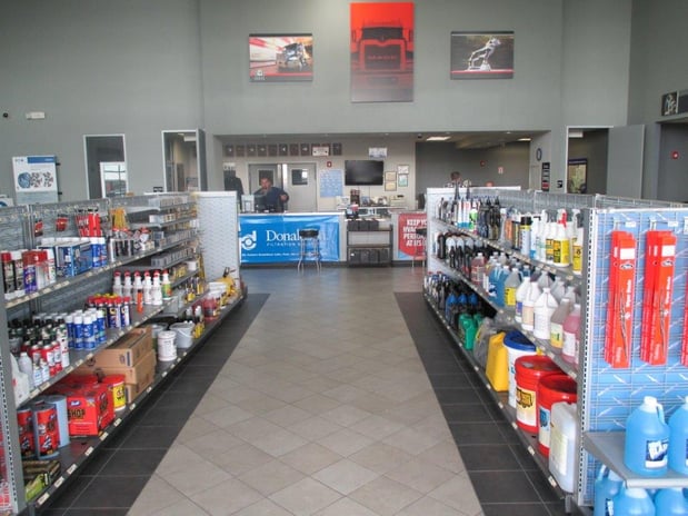 Images Vanguard Truck Leasing