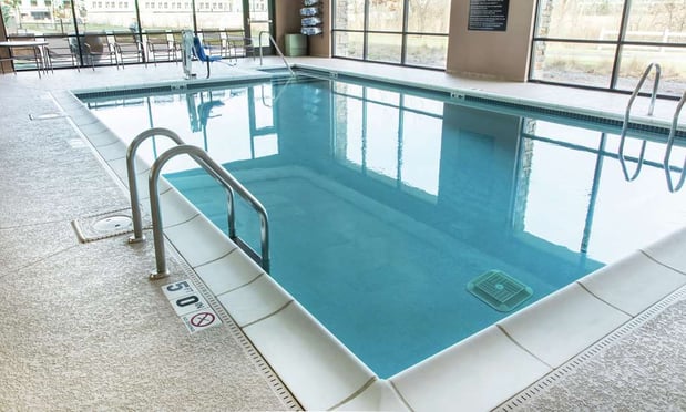 Images Hampton Inn & Suites Chicago Deer Park