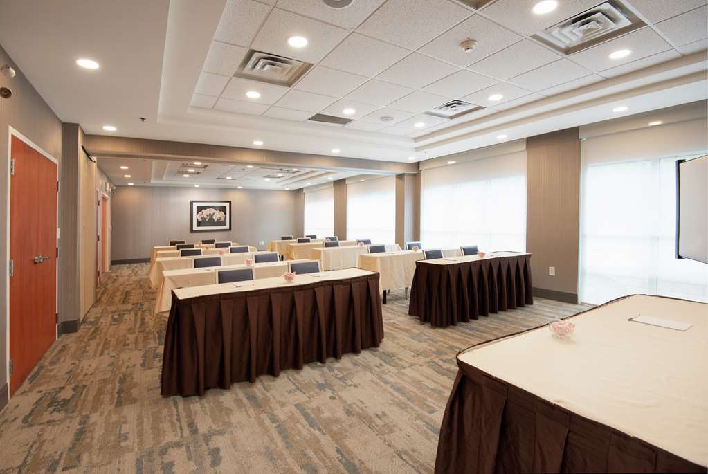 Images Hampton Inn & Suites by Hilton Barrie