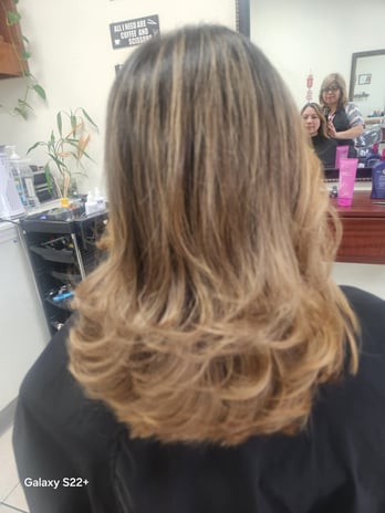 Images Lucy's Salon
