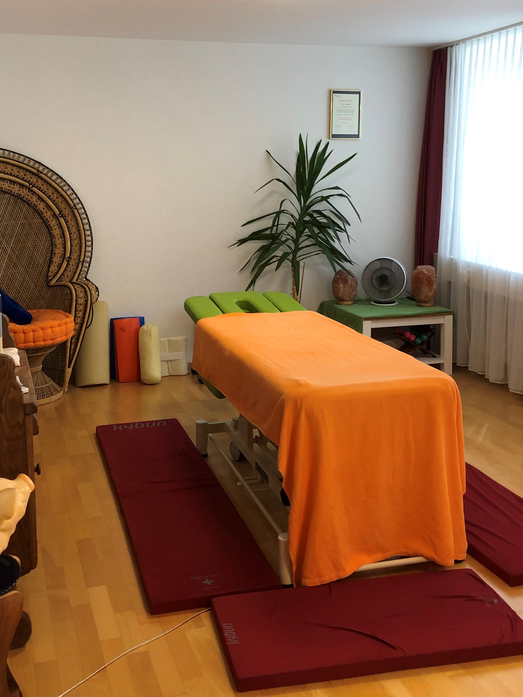 Bilder Praxis für med. Massage & Physikalische Therapie