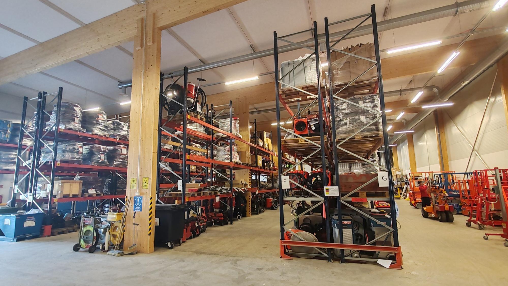 Images CRAMO konevuokraamo Turku