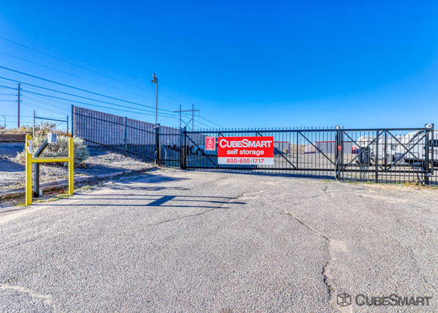 Images CubeSmart Self Storage