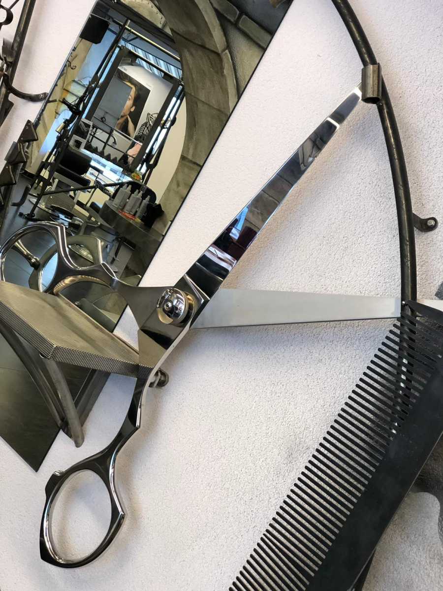 Coiffeur Loco Pello, Alte Simplonstrasse 3 in Brig