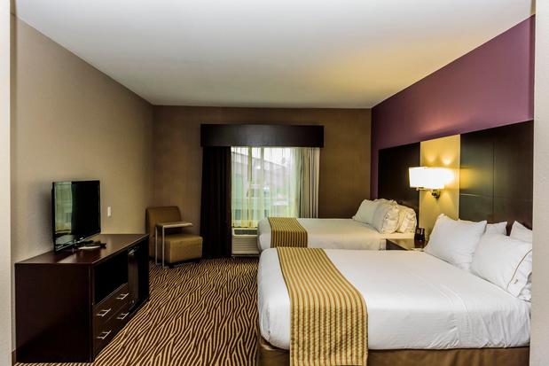 Images Holiday Inn Express Cheektowaga North East by IHG