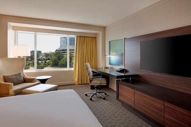 Images Hilton McLean Tysons Corner