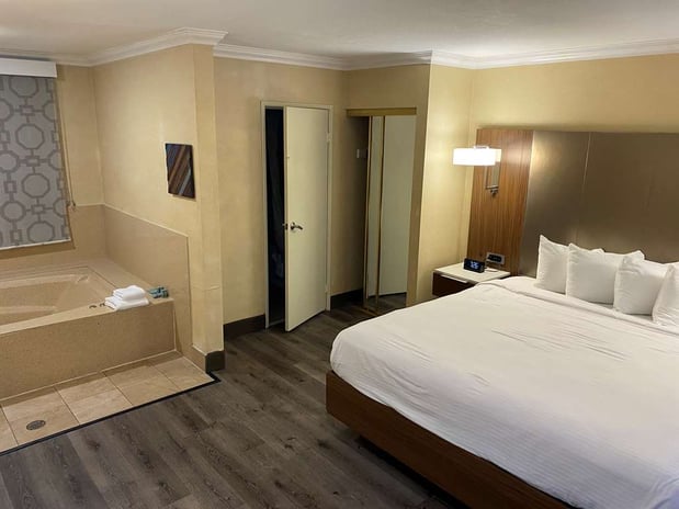 Images Best Western Hollywood Plaza Inn Hotel - Hollywood Walk of Fame LA