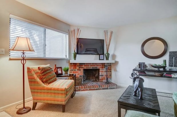 Images Canyon Creek Apartments & Townhomes
