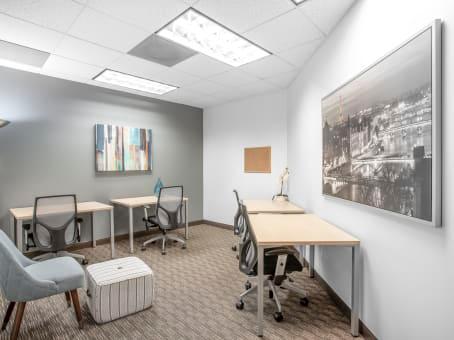 Images Regus -  Redwood City - Twin Dolphin Drive