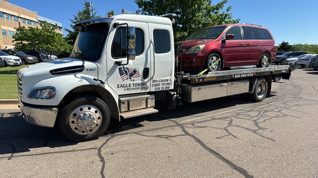 Images Eagle Towing & Recovery