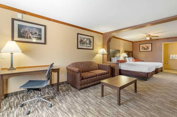 Images Best Western Windwood Inn & Suites