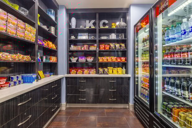 Images Holiday Inn Express & Suites Kansas City Airport by IHG