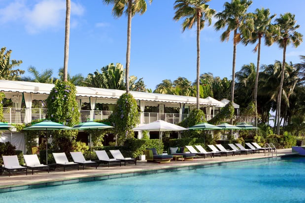 Images Kimpton Surfcomber Hotel by IHG