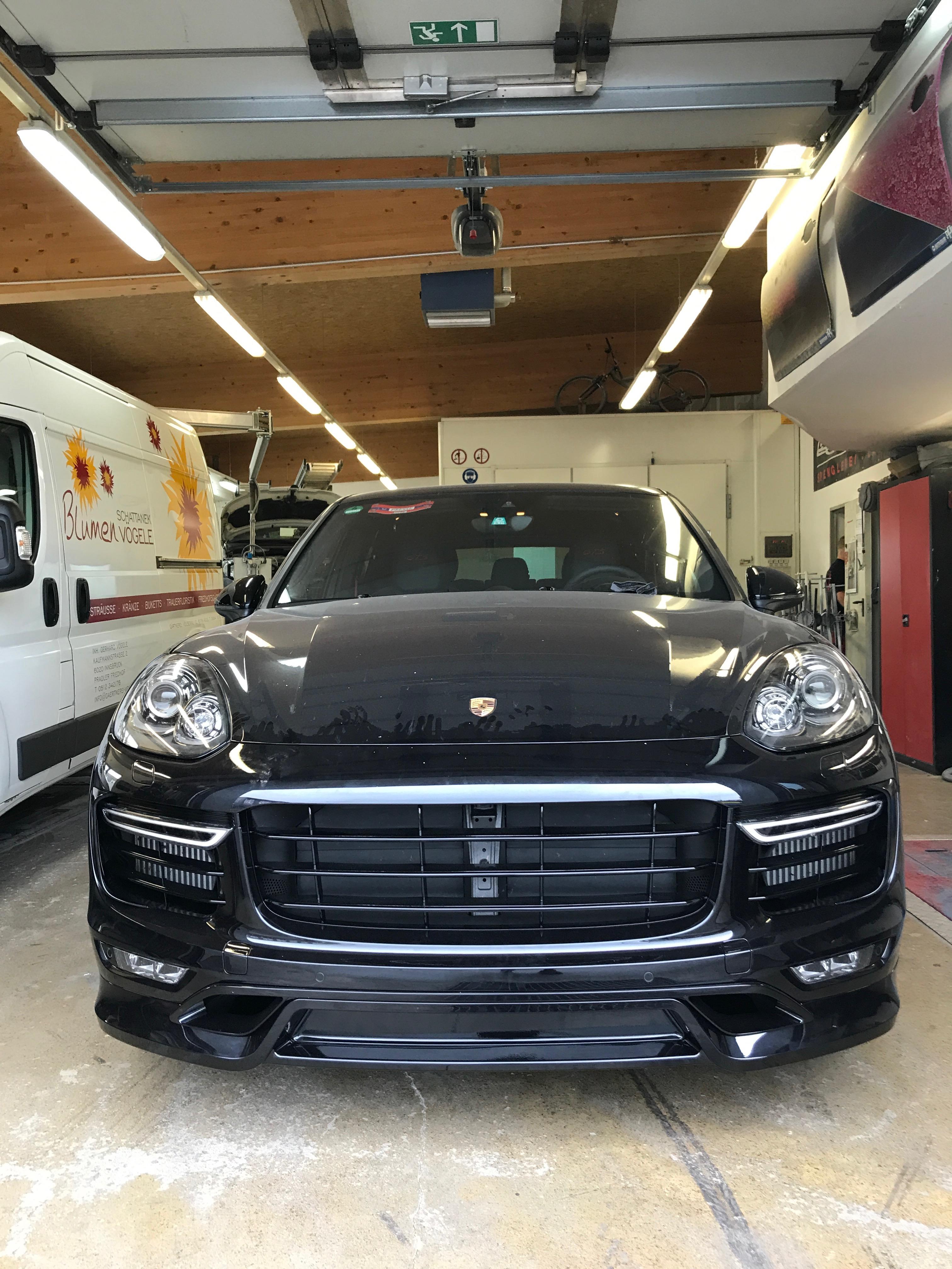 AUTO & MOTORRAD HACKER, Gewerbepark 5 in Axams