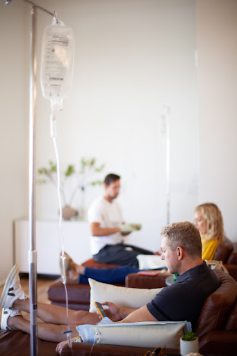 Images Fika Fusion + Wellness