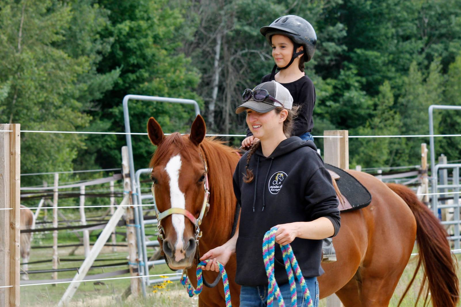 Images École d'équitation La crinière d'or