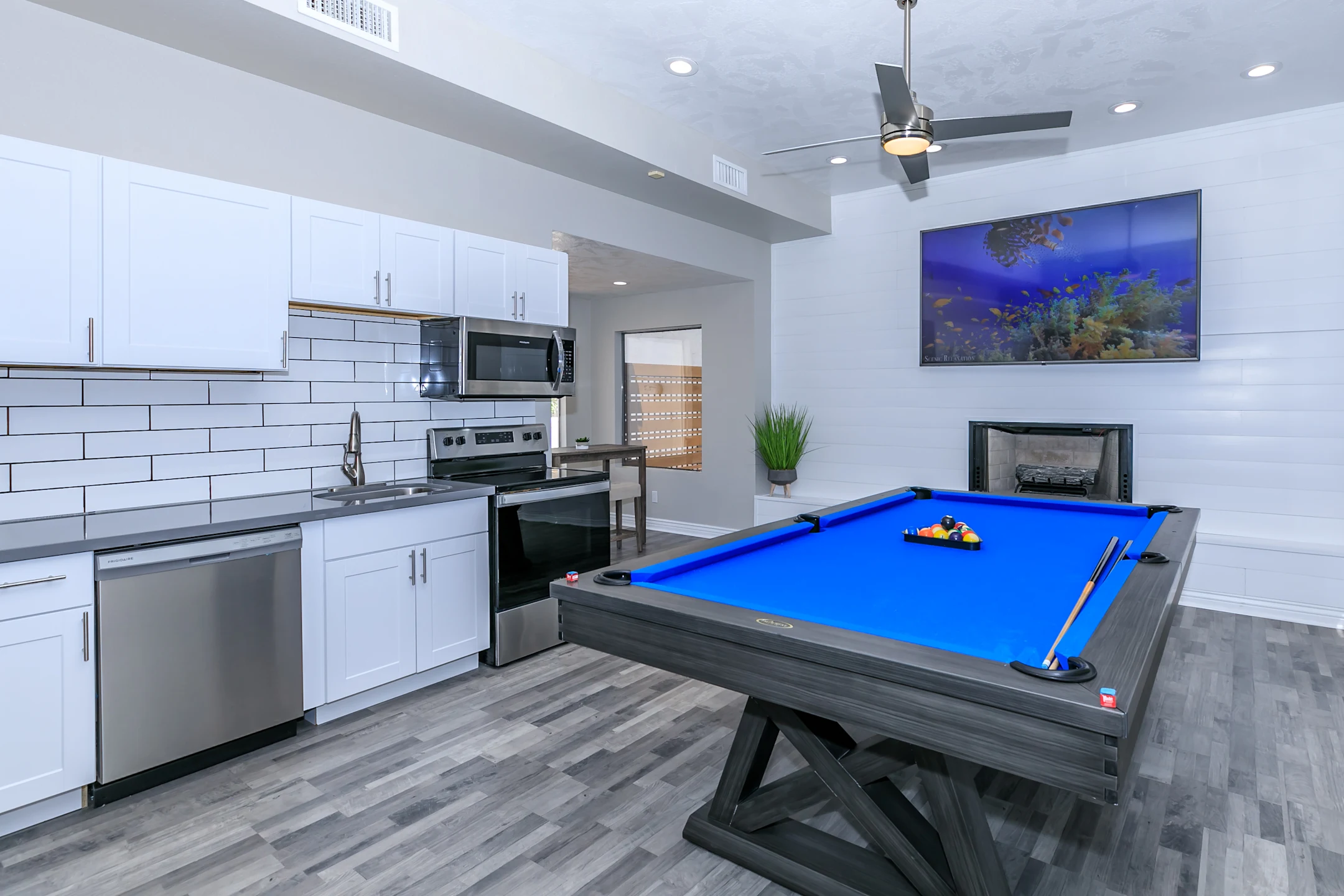 pool table