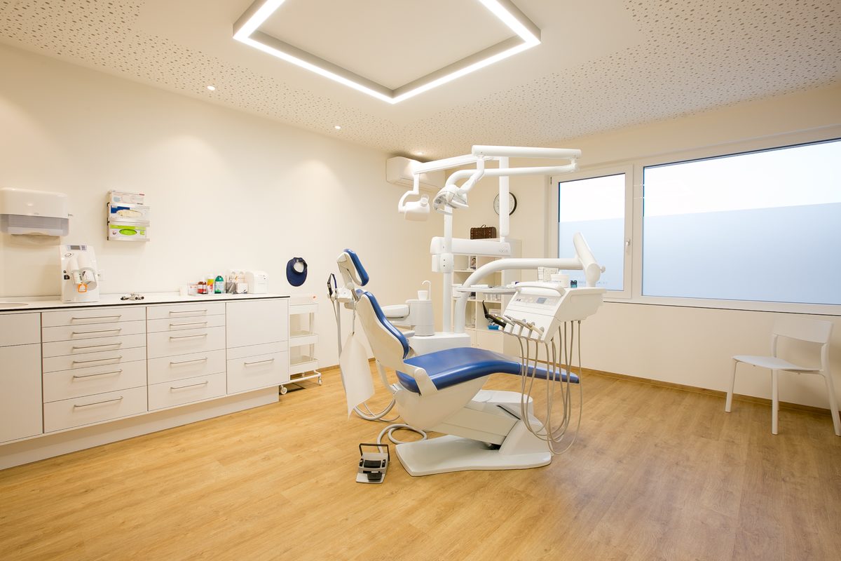 Zahnarzt Sengenthal | Zahnarztpraxis Dr. Jacqueline Kreissel | Behandlung