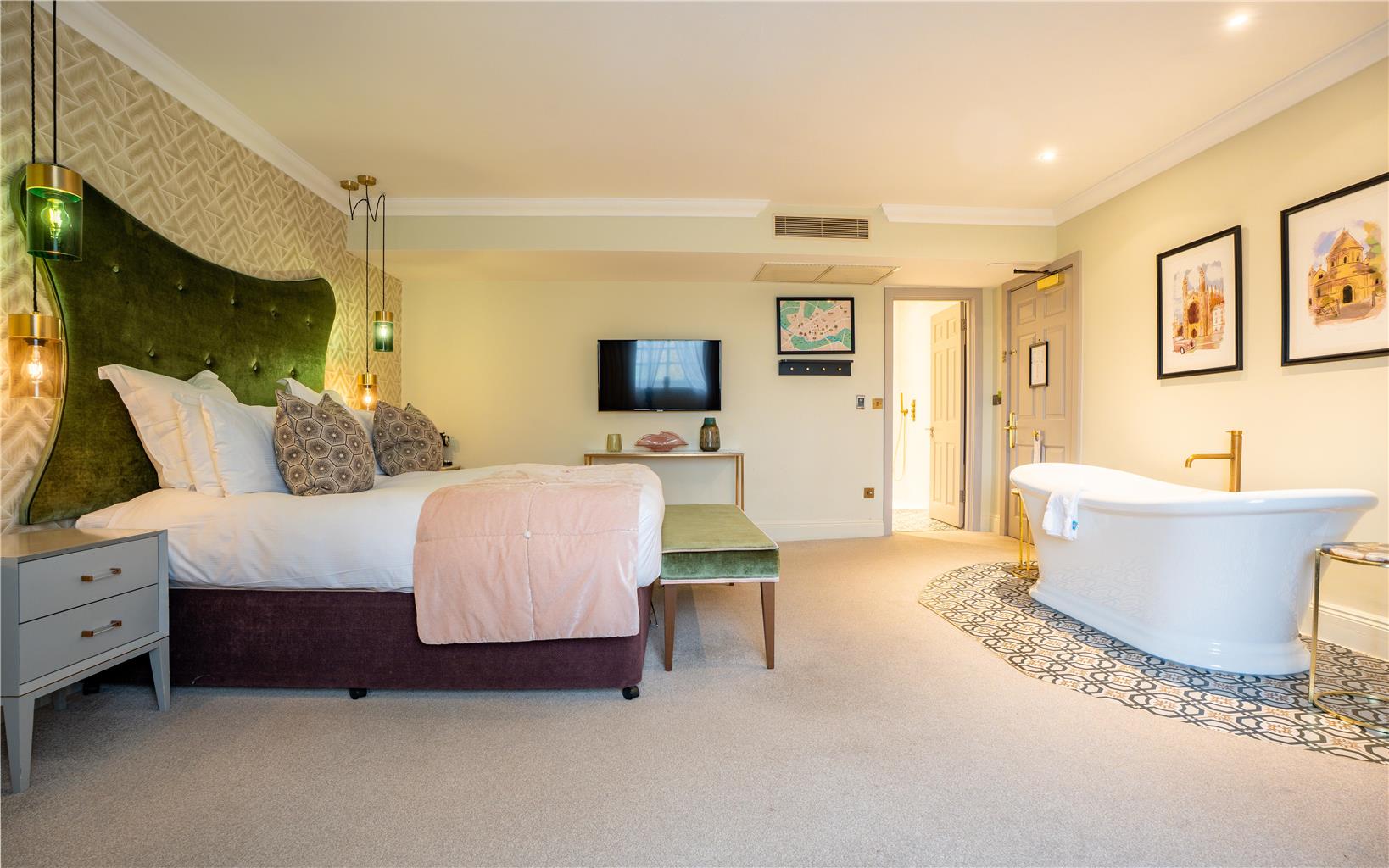Premium Room