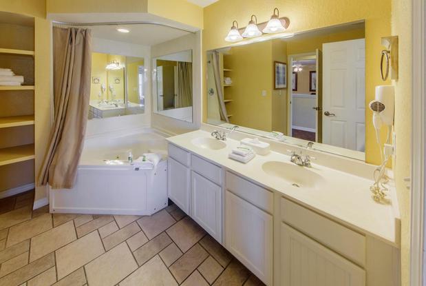 Images Holiday Inn Club Vacations Piney Shores Resort Lake Conroe