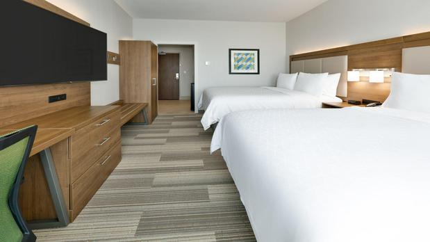 Images Holiday Inn Express & Suites Oklahoma City West-Yukon, an IHG Hotel