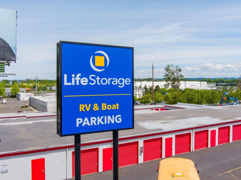 Images Life Storage - Portland