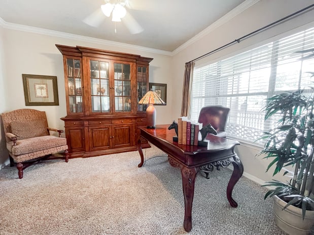 Images SaddleBrook Apartments