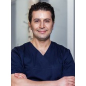 Dr. med. dent. Shahriar Akbari  