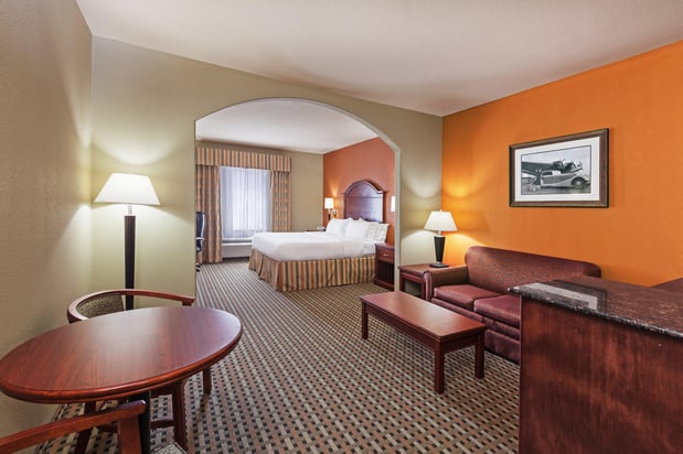 Images Holiday Inn Express & Suites Amarillo East by IHG