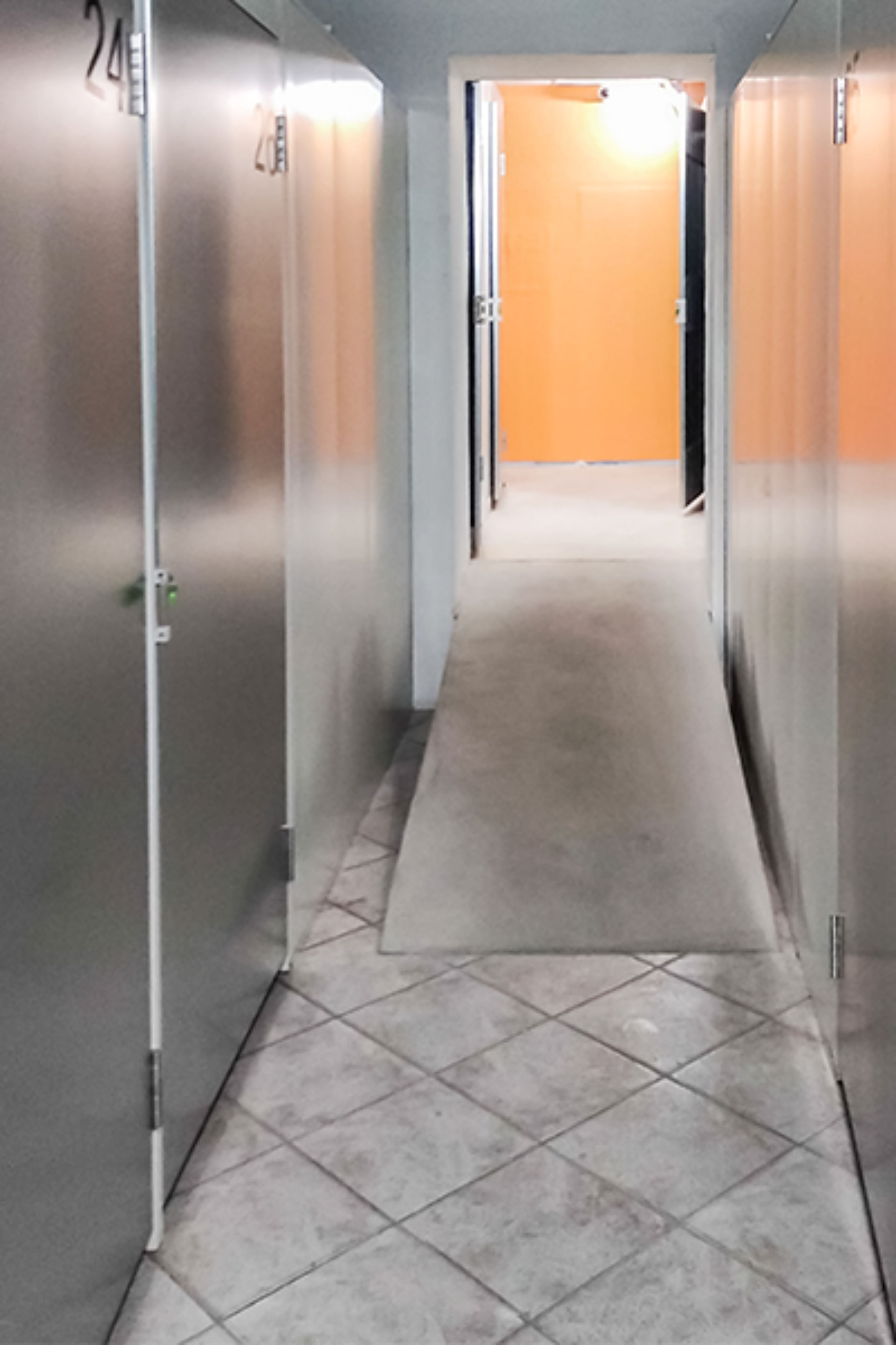 Storebox - Dein Lager nebenan, Voigtstraße 27 in Berlin