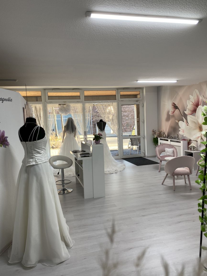 Brautmode Magnolia, Hülsdonkstrasse 136 in Willich