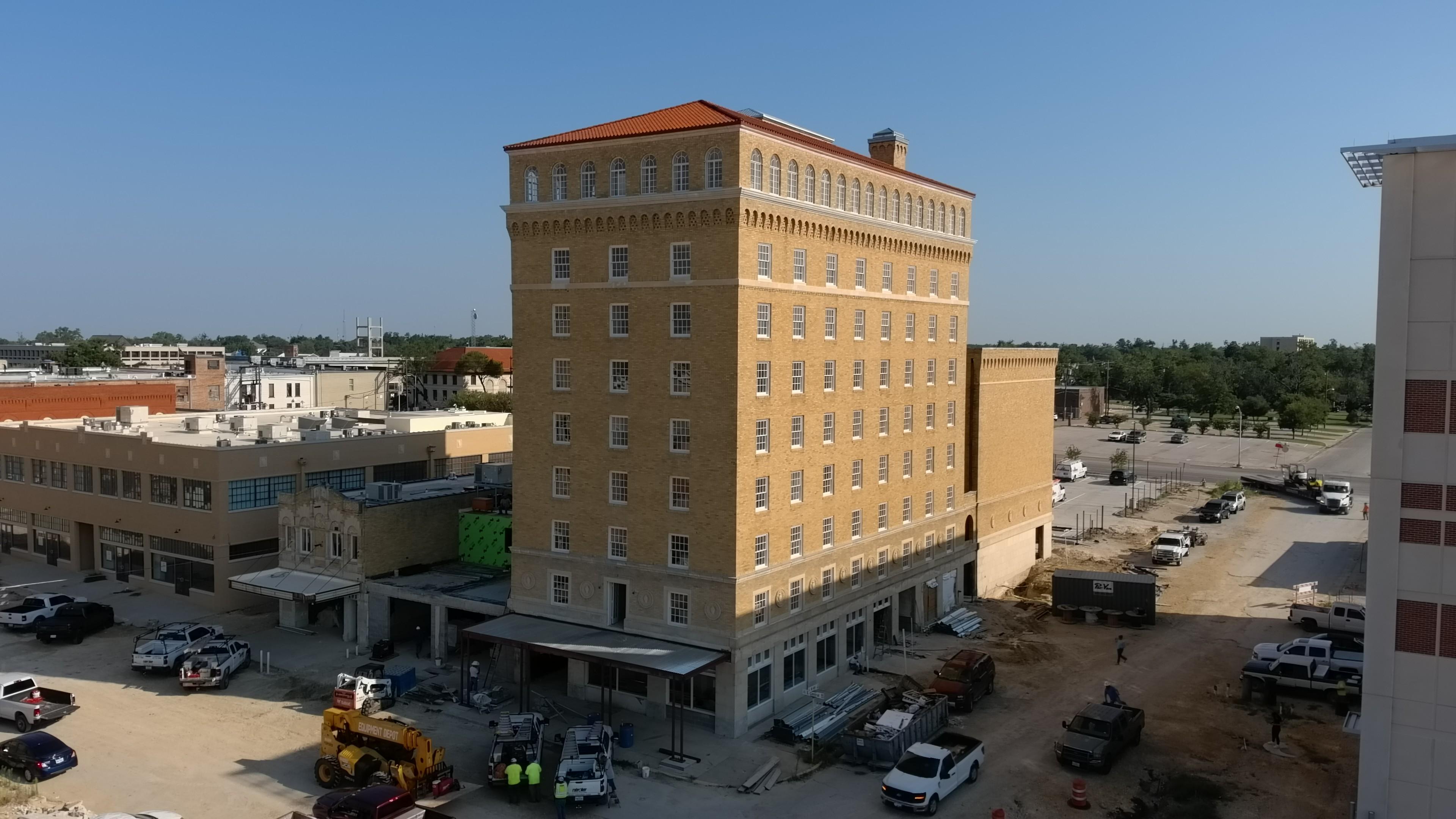 Hawn Plaza apartments 