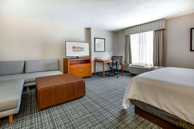Images Hilton Garden Inn Louisville Airport