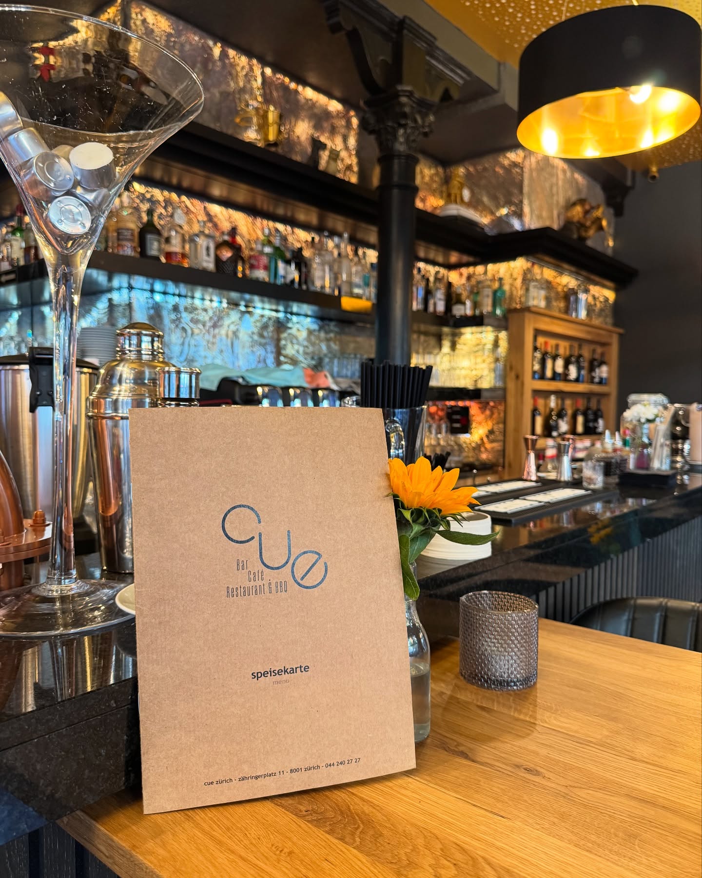 Bilder Cue Café Restaurant & Lounge Bar