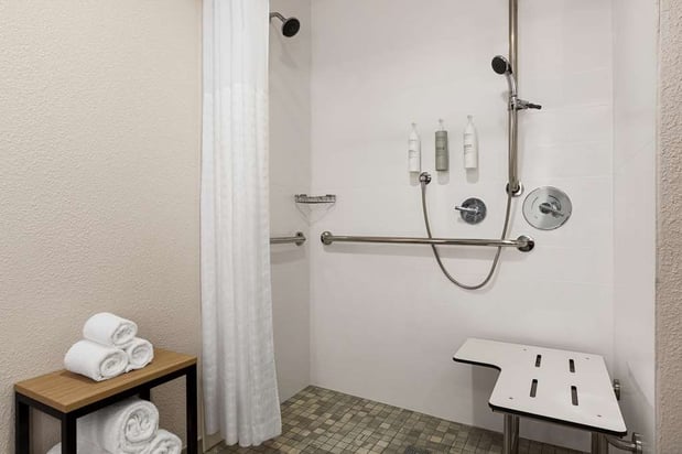 Images Hilton Garden Inn Monterey
