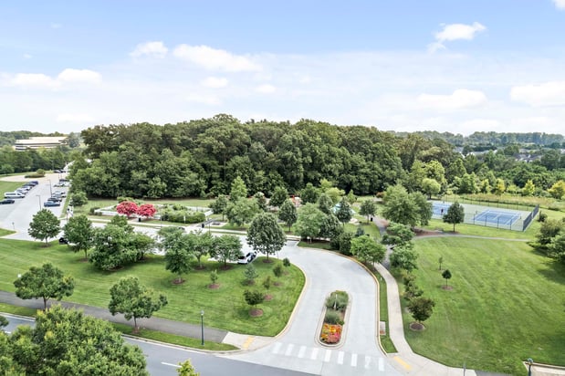 Images Camden Fallsgrove Apartments